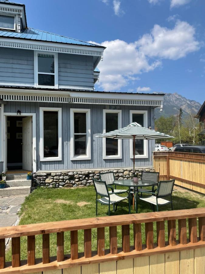 Villa Three Peaks Banff Esterno foto