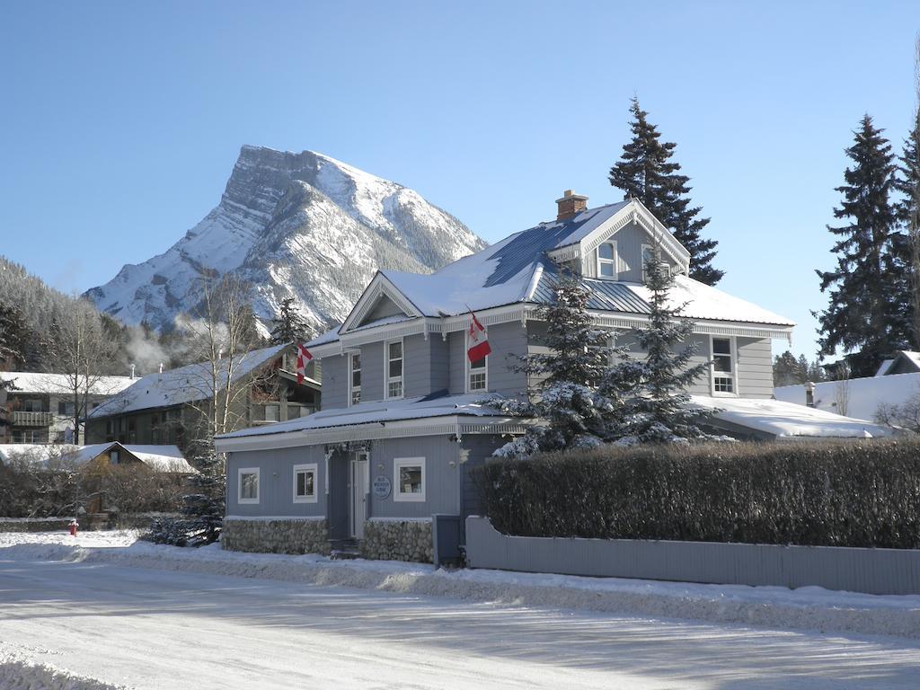 Villa Three Peaks Banff Esterno foto